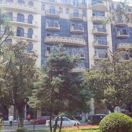 Apartament In The Centre Batumi Exterior photo